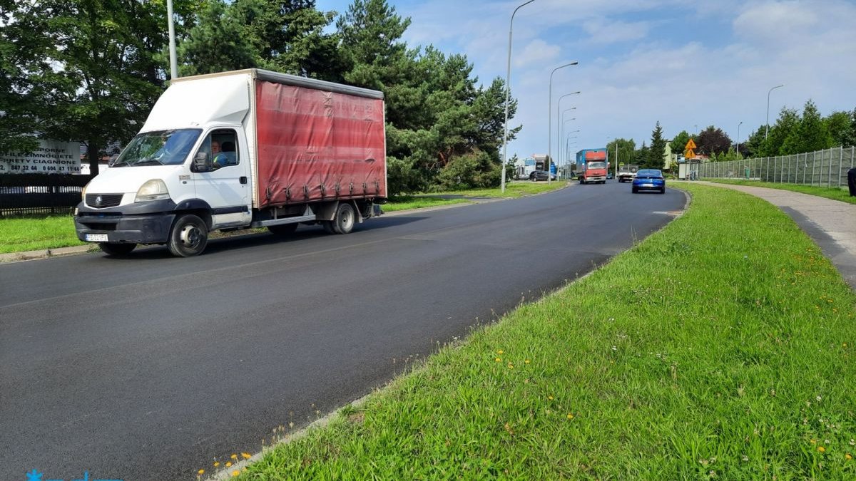 Galeria zdjęć ul. Strzeszyńskiej z nową nawierzchnią