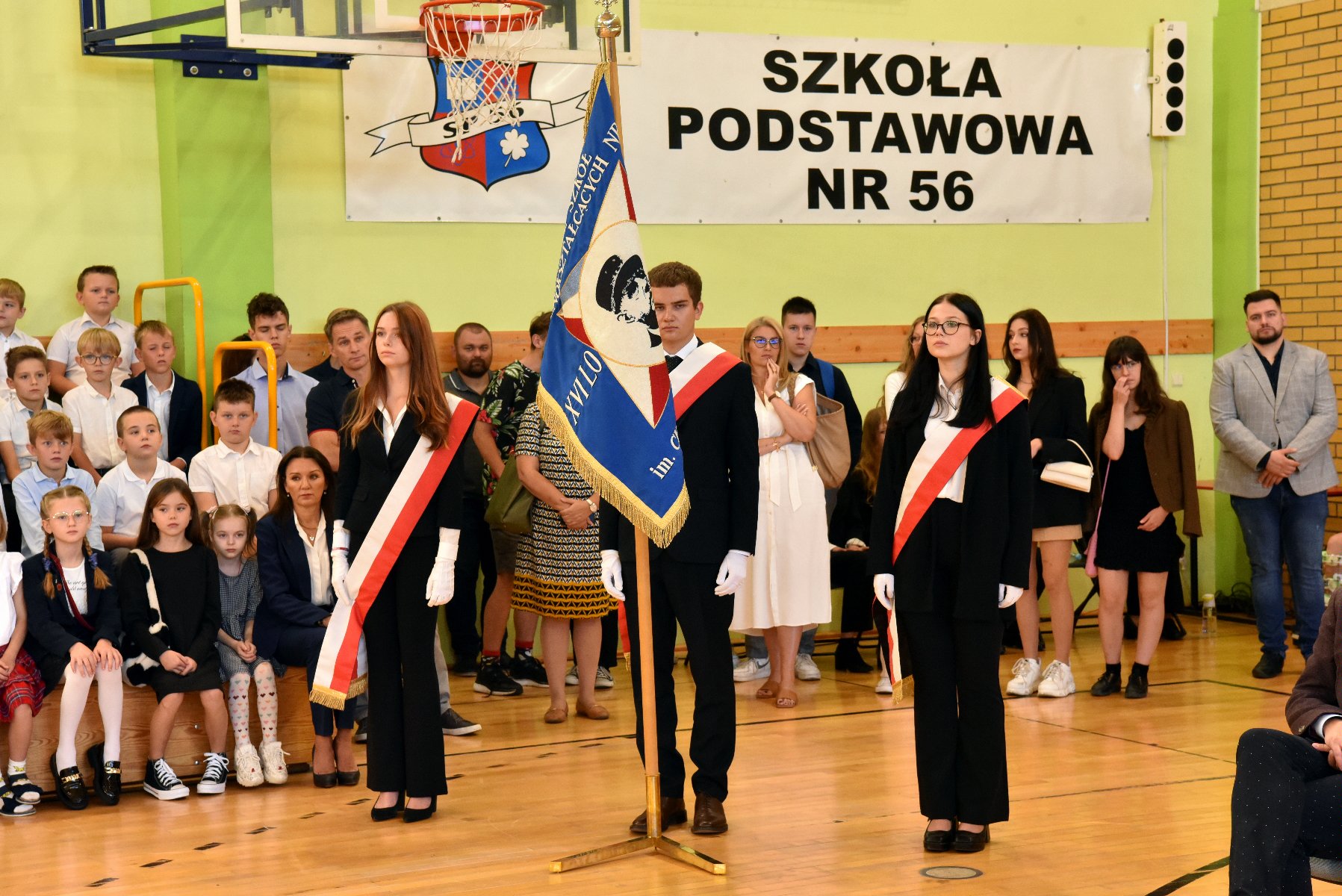 Galeria zdjęć z rozpoczęcia roku szkolnego - grafika artykułu