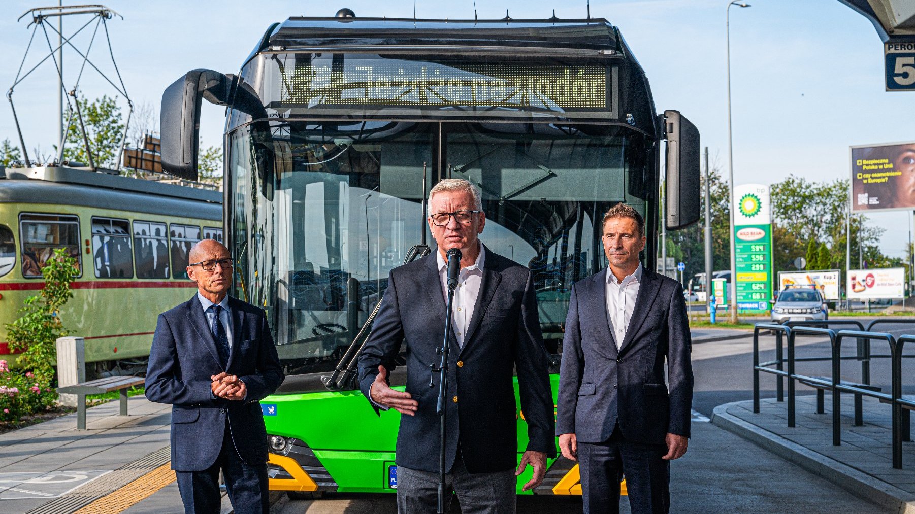 Galeria zdjęć z briefingu i prezentacji pierwszych autobusów wodorowych w Poznaniu