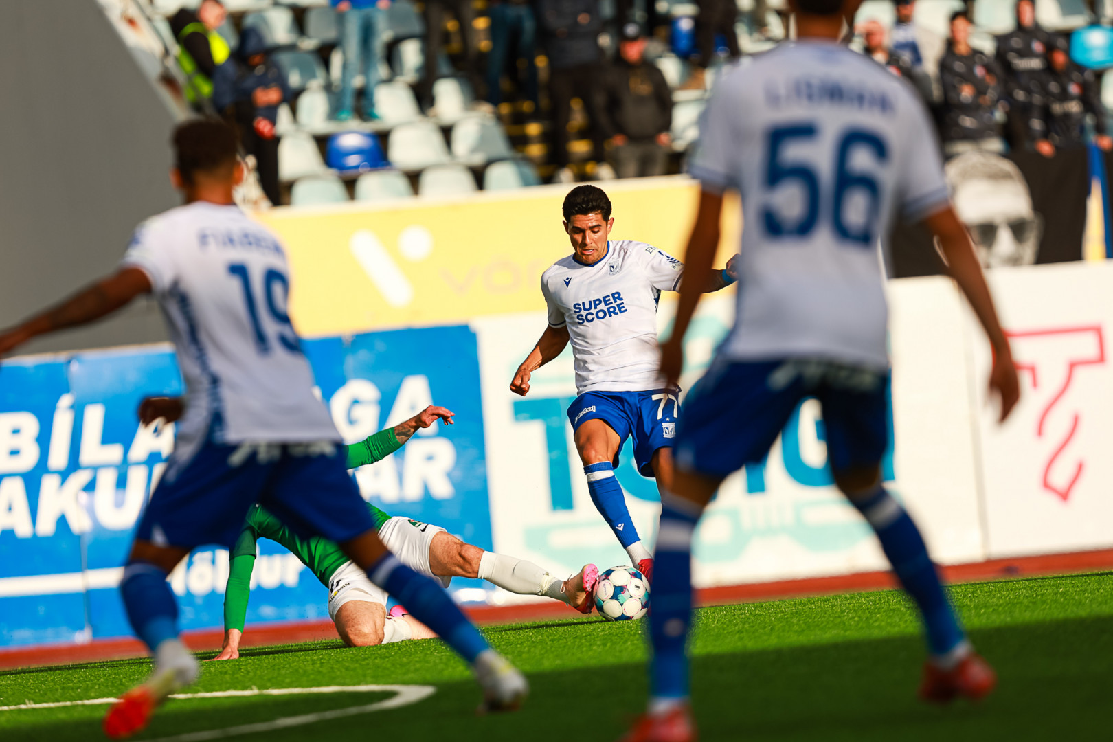 Lech wygrał w dwumeczu z Breidablik aż 8:1. Dzięki temu awansował do III rundy eliminacji Ligi Mistrzów, gdzie zmierzy się z Crveną zvezda Belgrad fot. Lech Poznań/Przemysław Szyszka Zdjęcie z meczu z Breidablik na Islandii