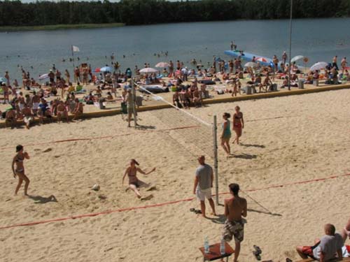 plaża nad Jeziorem Lusowskim