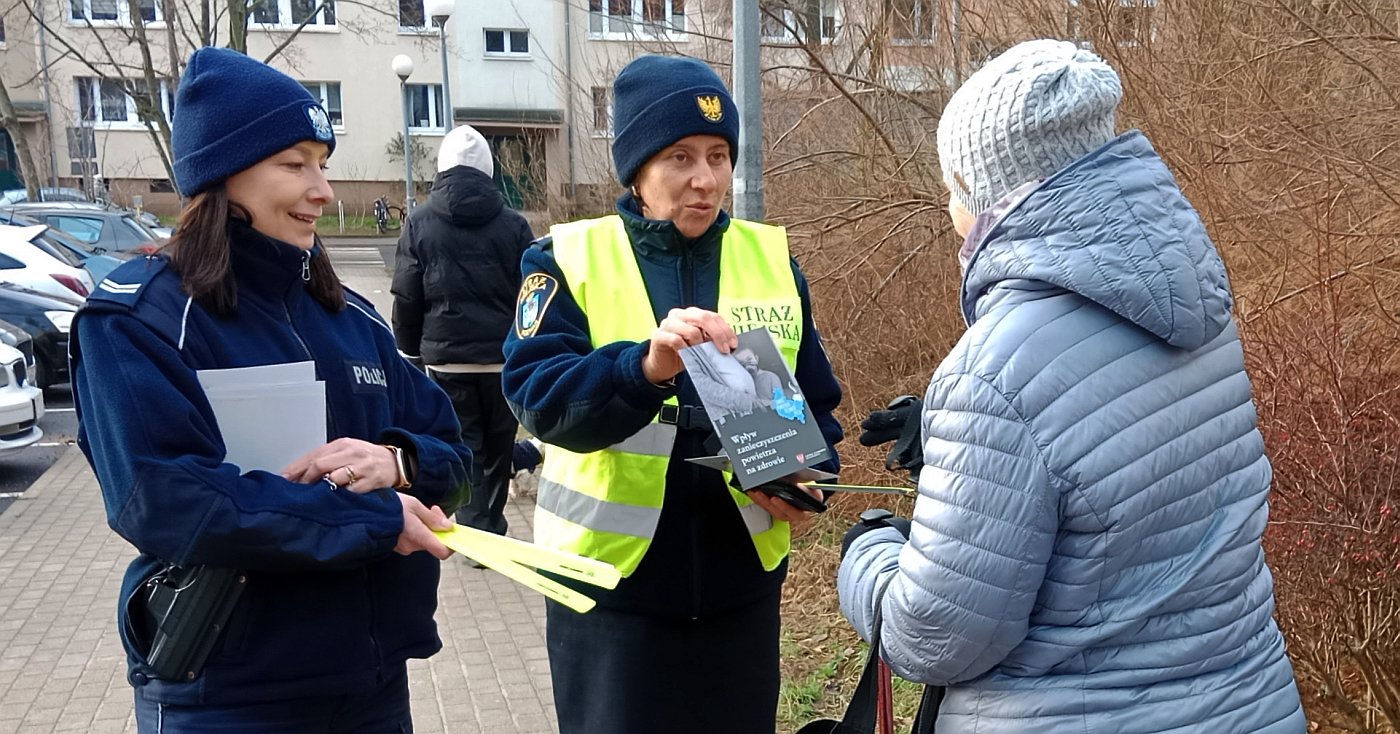 informacje i przekazanie materiałów