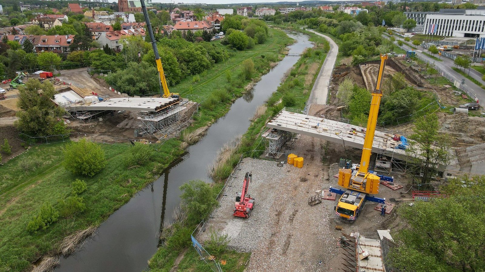 Galeria zdjęć z budowy mostów Berdychowskich