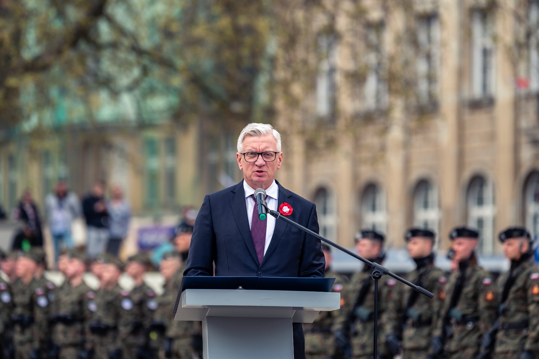 Galeria zdjęć przedstawia obchody Święta Konstytucji 3 Maja w Poznaniu. - grafika artykułu