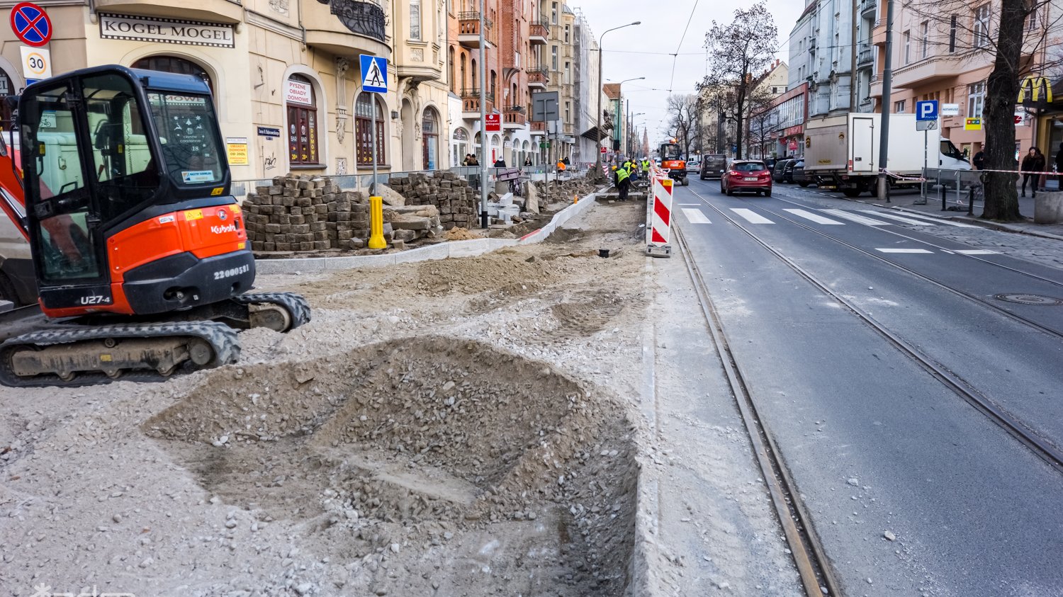 Galeria zdjęć z aktualnych prac przy ul. Dąbrowskiego