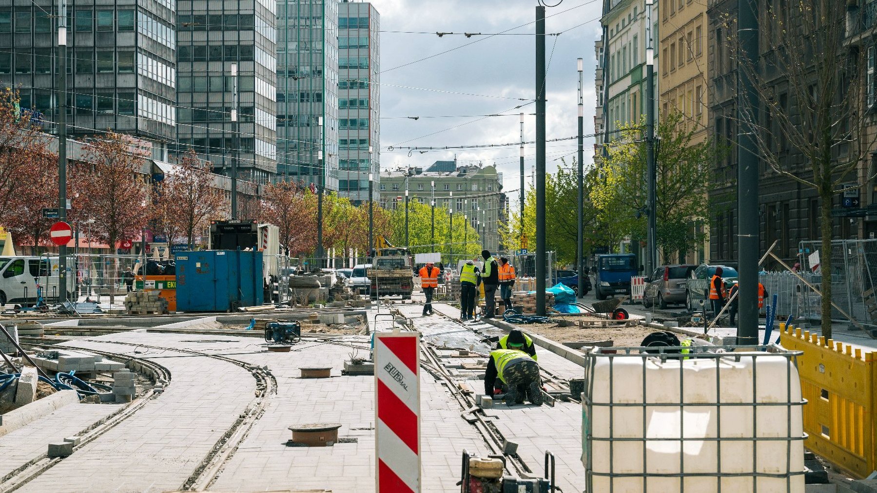 13 maja uruchomione zostaną przebudowane trasy przez ul. Fredry i Mielżyńskiego, tramwaj wróci także na kolejny odcinek ul. Św. Marcin