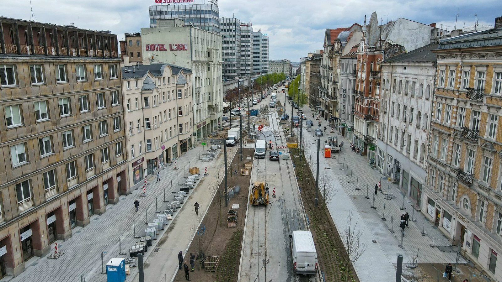 13 maja uruchomione zostaną przebudowane trasy przez ul. Fredry i Mielżyńskiego, tramwaj wróci także na kolejny odcinek ul. Św. Marcin