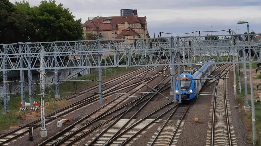 Poznań Główny obsługuje rocznie 12 mln pasażerów