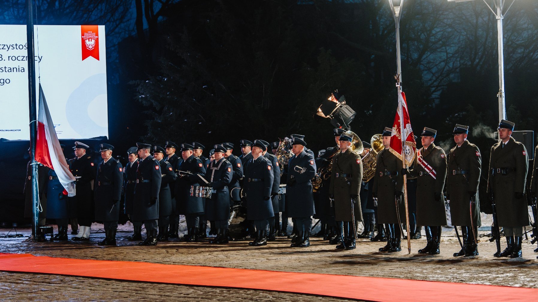 Galeria zdjęć przedstawia obchody 103. rocznicy wybuchu Powstania Wielkopolskiego.