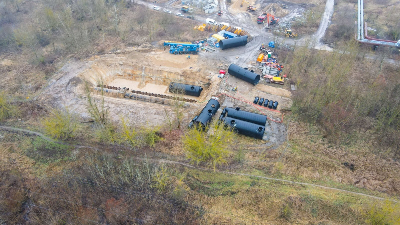 Galeria zdjęć z montażu separatorów przy trasie na Naramowice