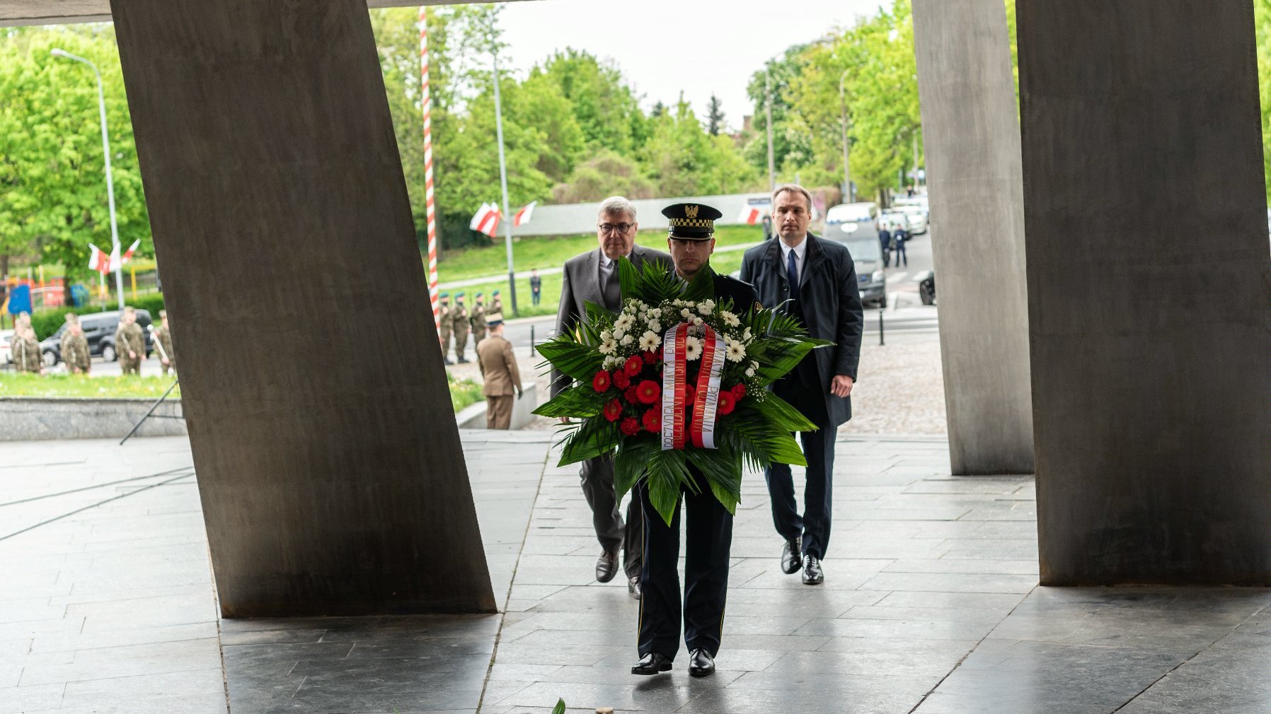 Galeria zdjęć przedstawia poznańskie obchody 77. rocznicy zakończenia II wojny światowej.