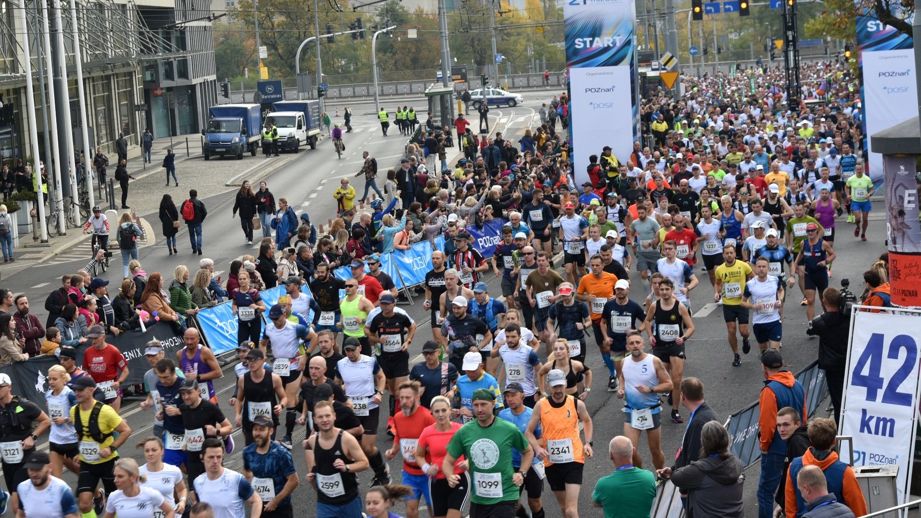 Galeria zdjęć ze startu poznańskiego maratonu