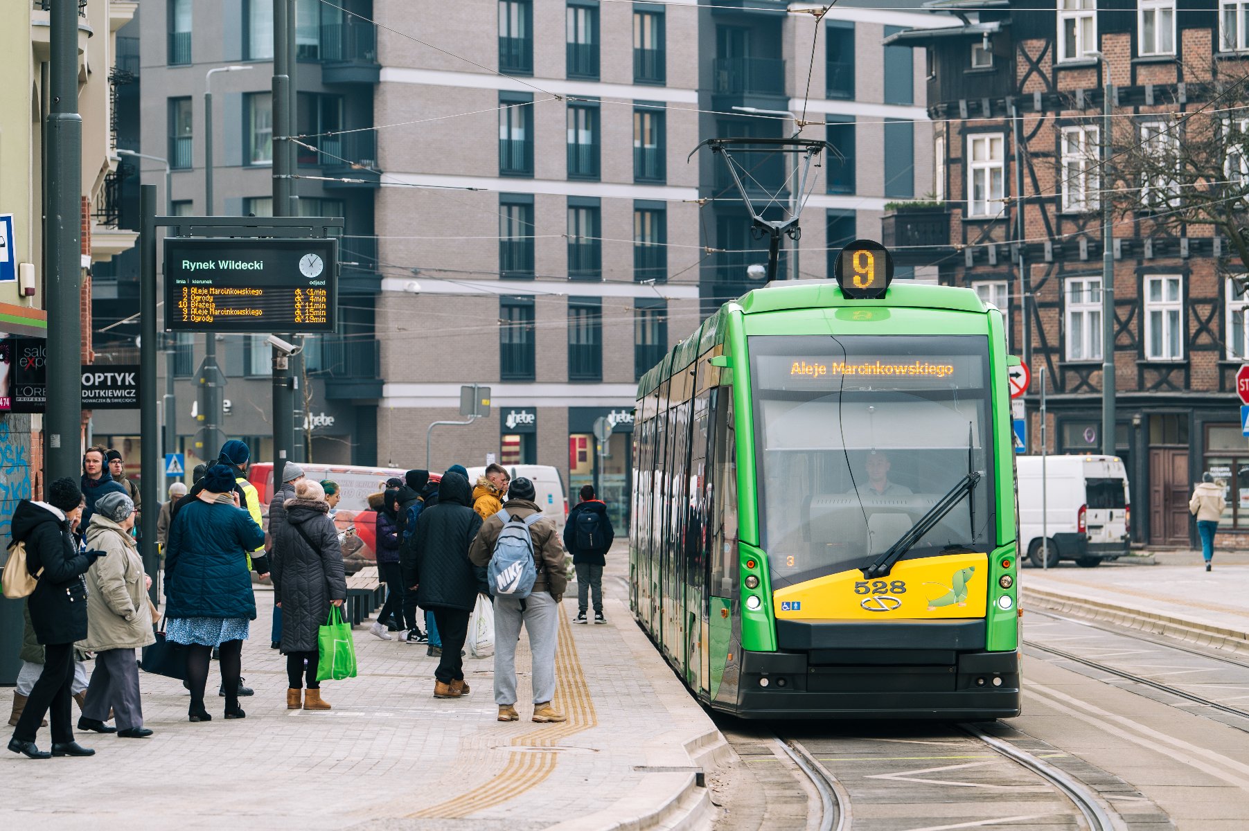 Tramwaj linii nr 9 - grafika artykułu