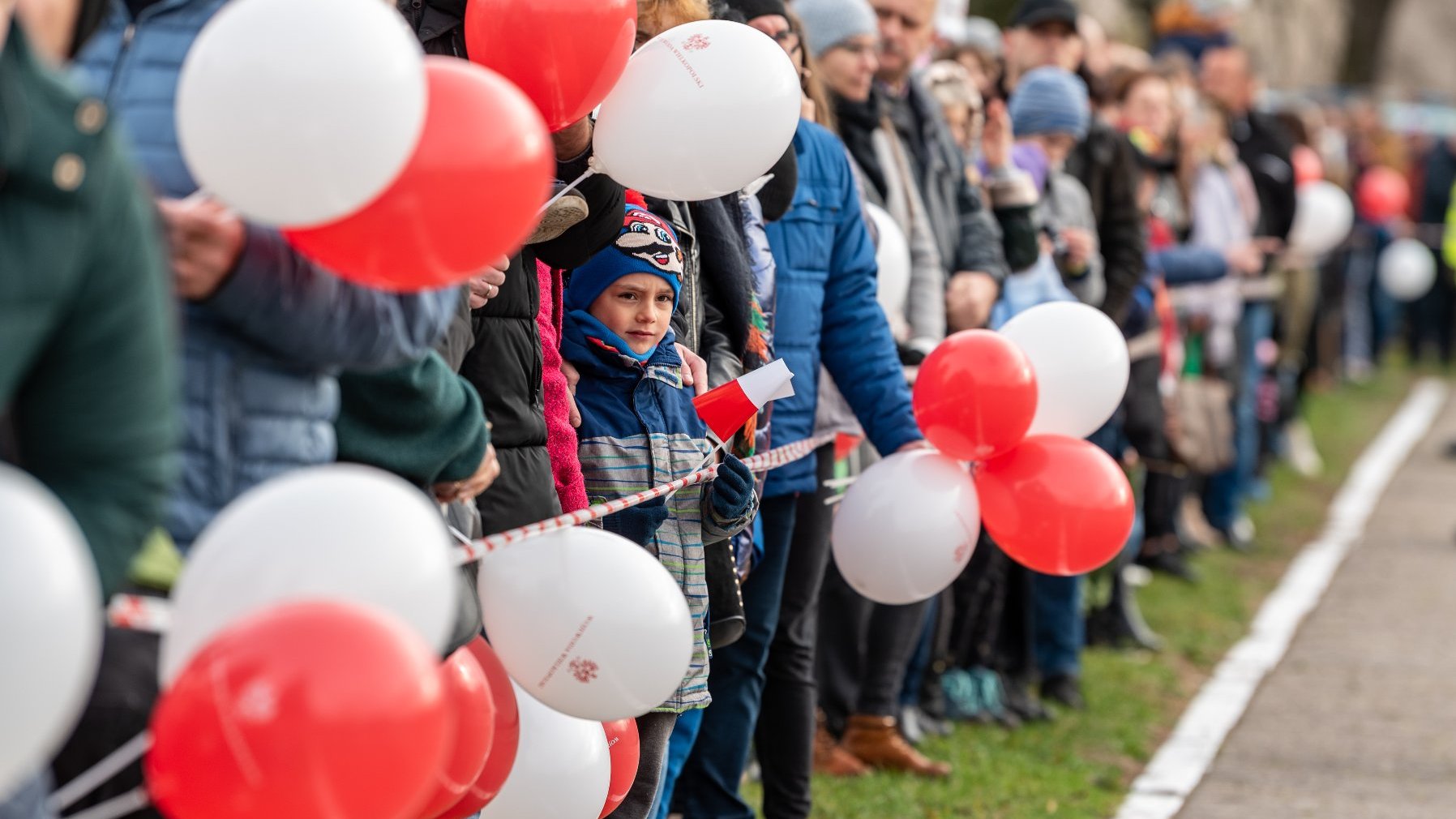 Galeria zdjęć przedstawia zeszłoroczne obchody Święta Niepodległości w Poznaniu.