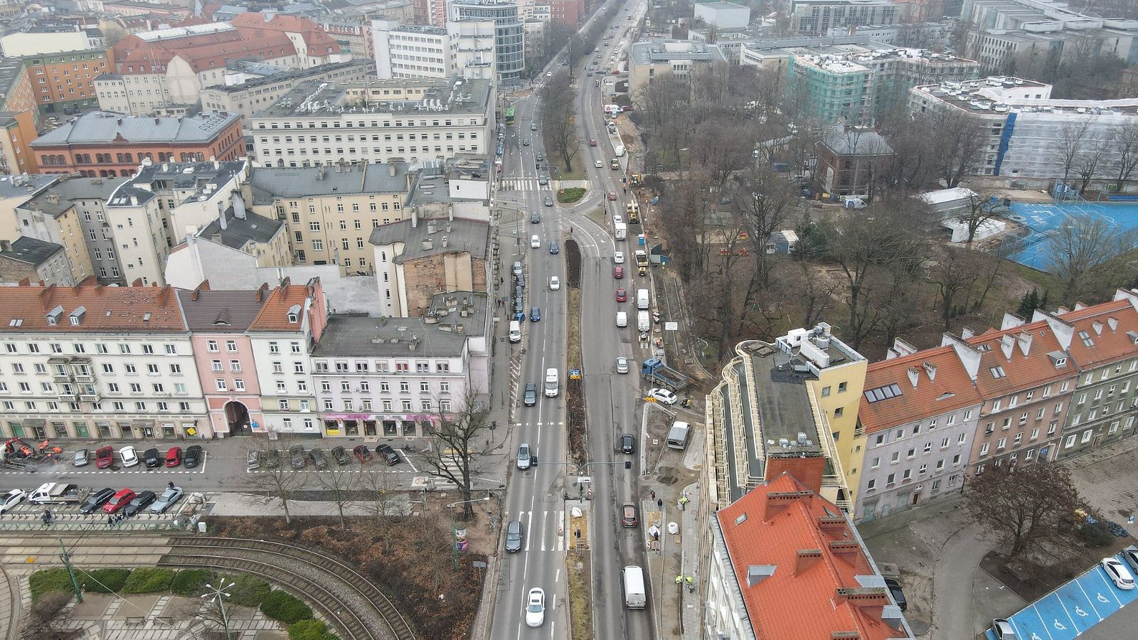 Na zdjęciu teren budowy drogi rowerowej widziany z lotu ptaka