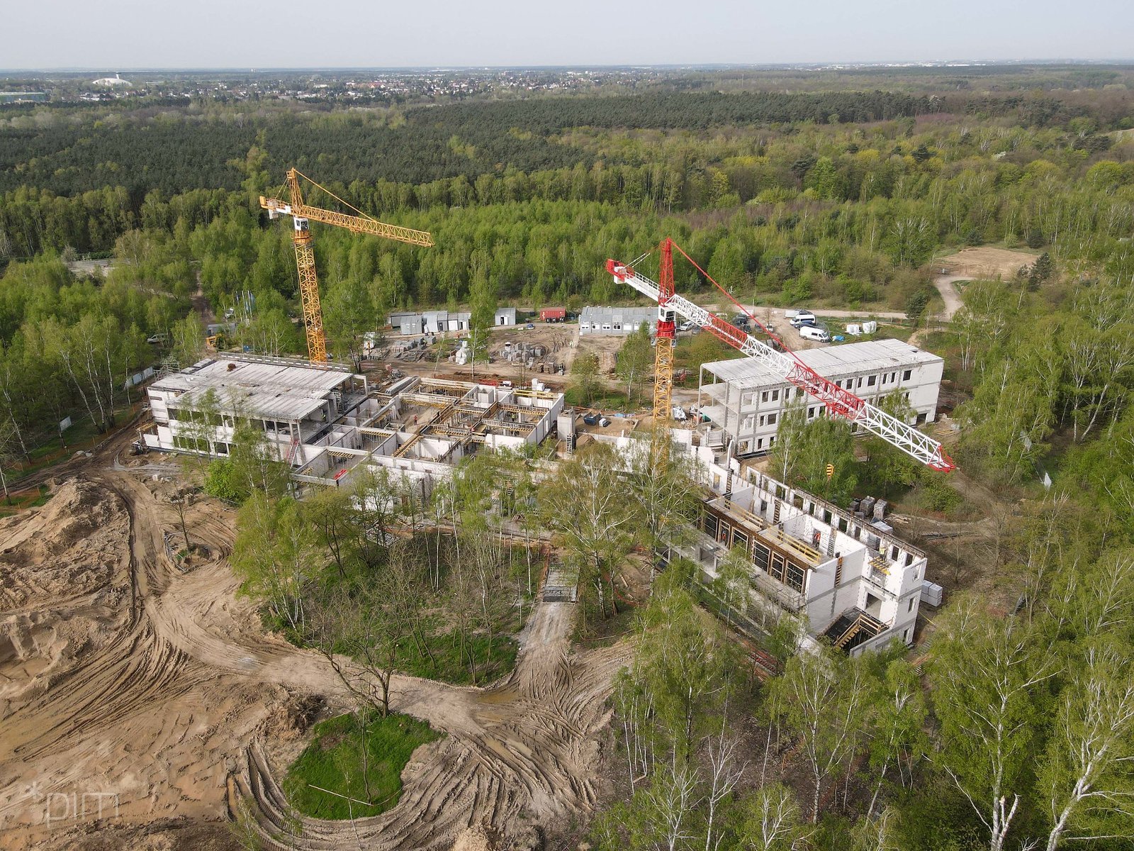 Galeria zdjęć z budowy szkoły na Strzeszynie - grafika artykułu