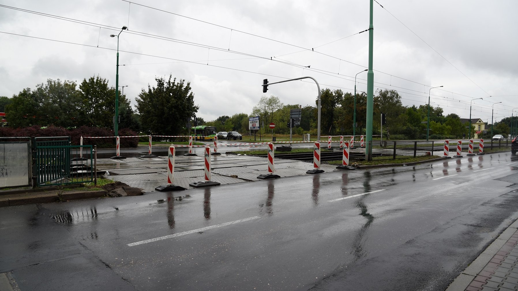 Rondo Śródka jest otwarte dla kierowców. Dojazd tramwajami od Garbra będzie możliwy od 2 września