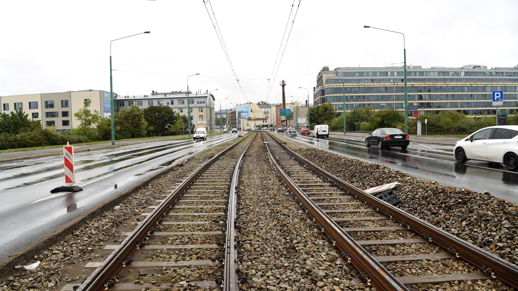Rondo Śródka jest otwarte dla kierowców. Dojazd tramwajami od Garbra będzie możliwy od 2 września