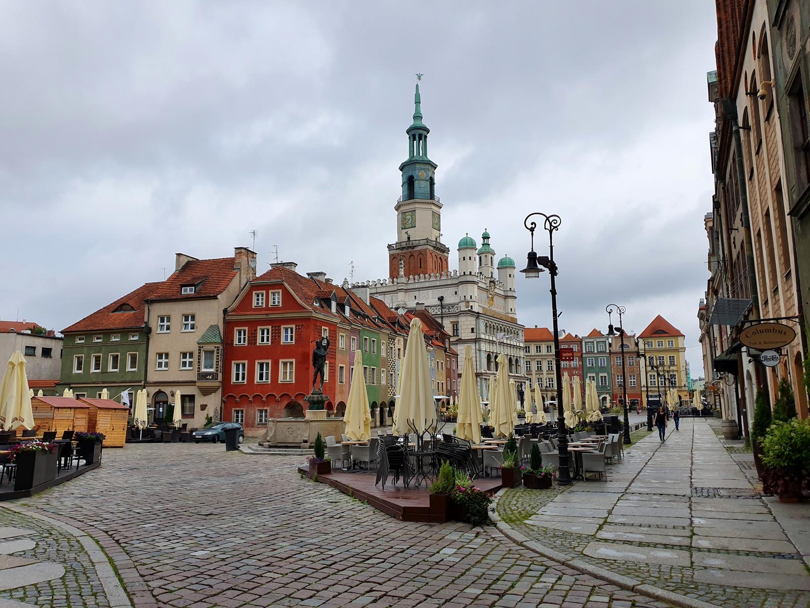 Badania archeologiczne na Starym Rynku rozpoczną się dopiero po zakończeniu okresu letniego, to ukłon Miasta w stronę restauratorów - grafika artykułu