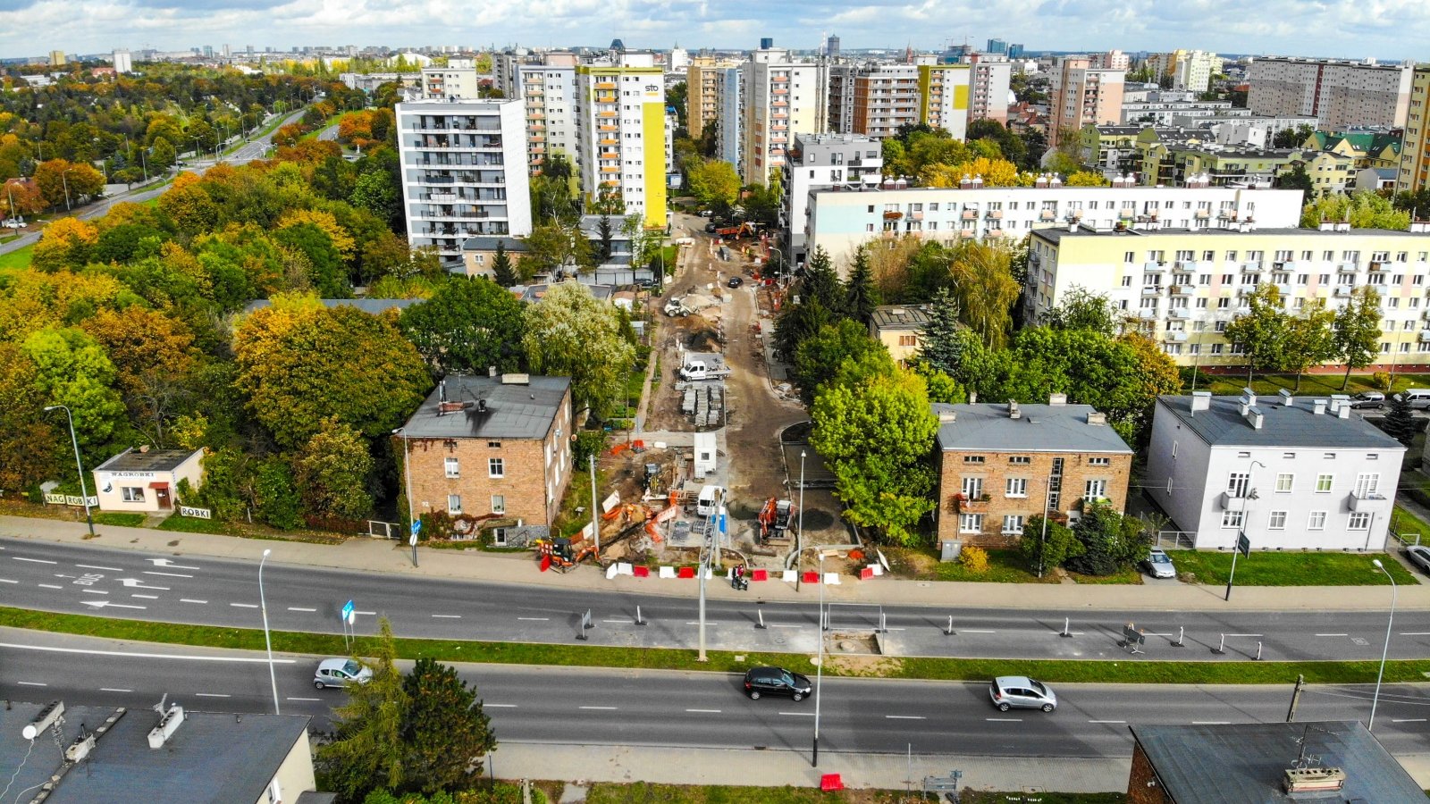 Widok z lotu ptaka na ul. Kordeckiego i przecinającą ją ul. Ściegiennego