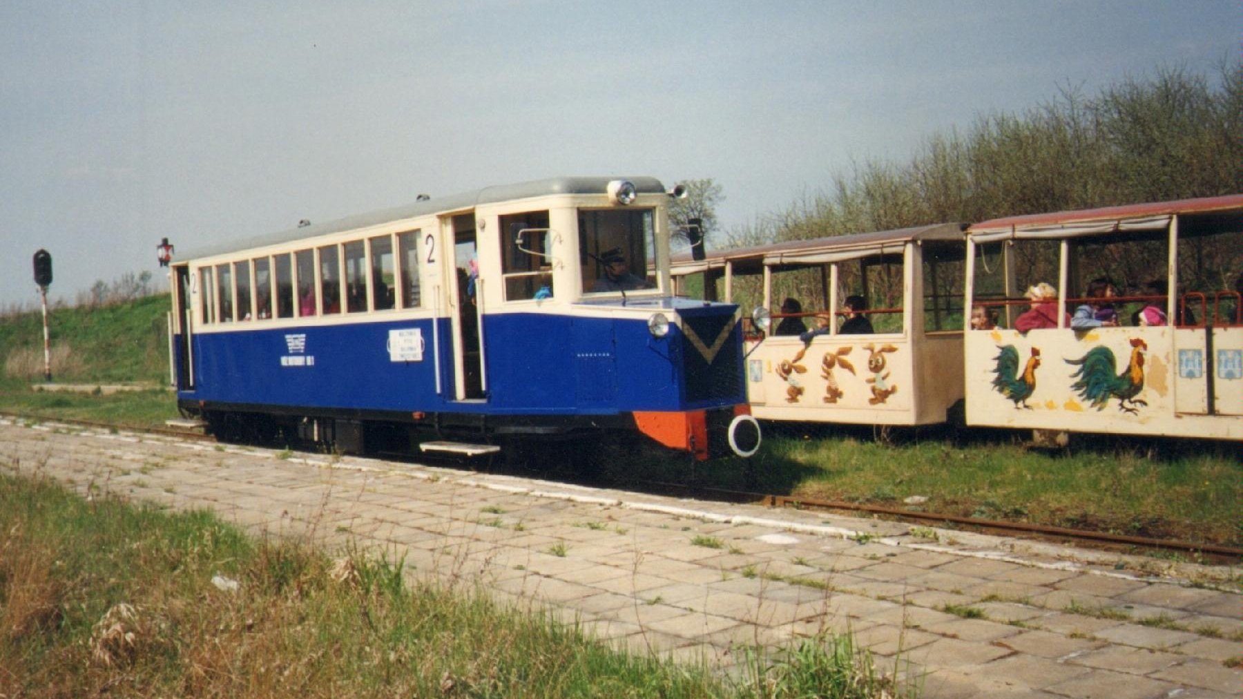 Galeria zdjęć legendarnych pojazdów jeżdżących po trasie Maltanki