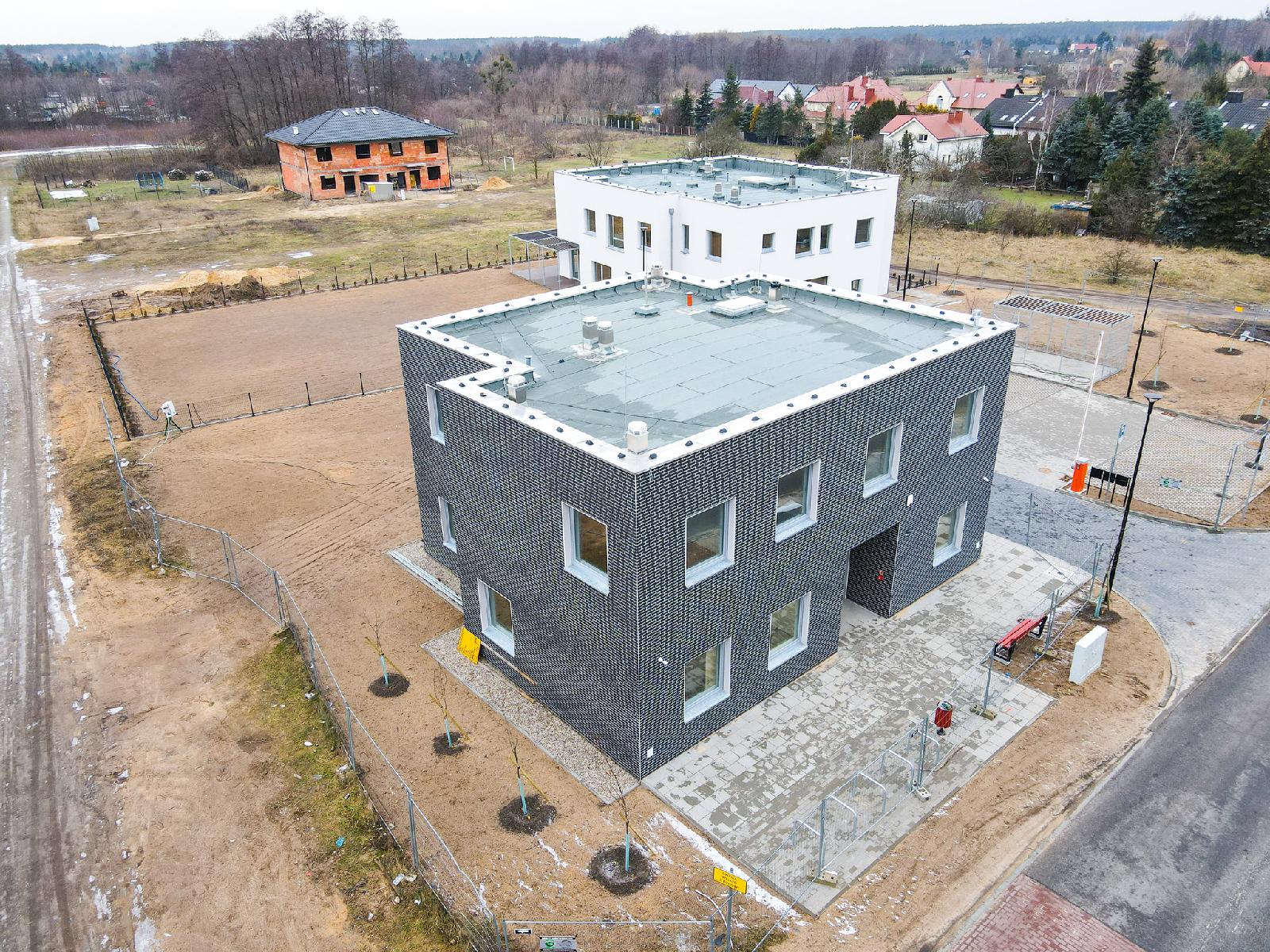 Galeria zdjęć nowej siedziby Centrum Wspierania Rodzin "Swodoba" przy ul. Perzyckiej - grafika artykułu