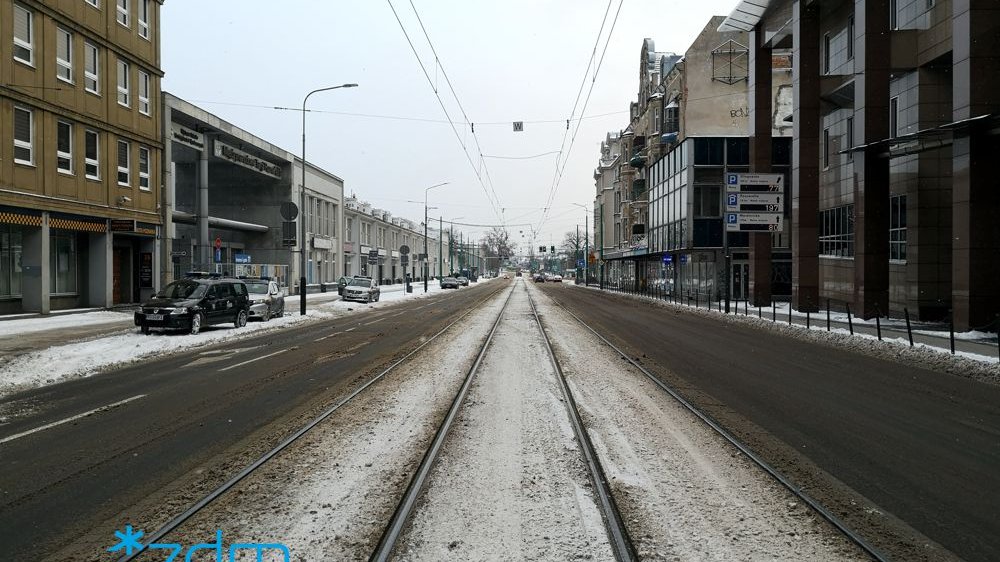 Widok odśnieżonej ul. Głogowskiej