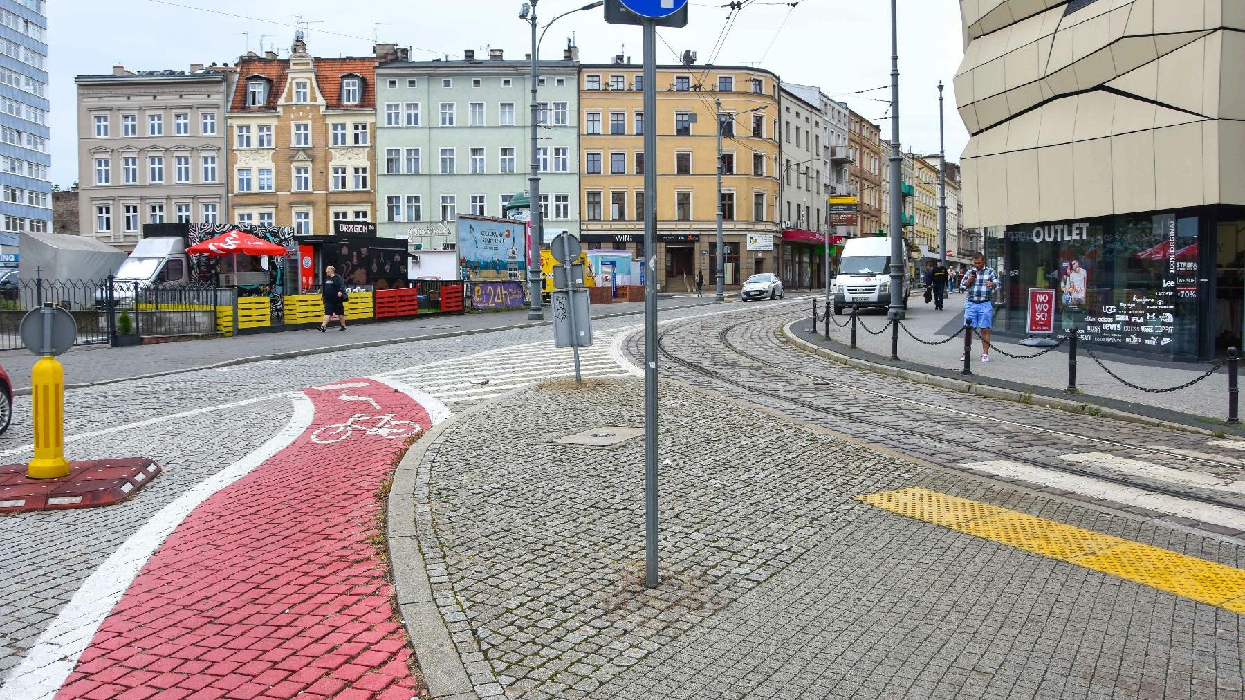 Galeria zdjęć pokazująca obecny stan ul. Św. Marcin i Al. Marcinkowskiego