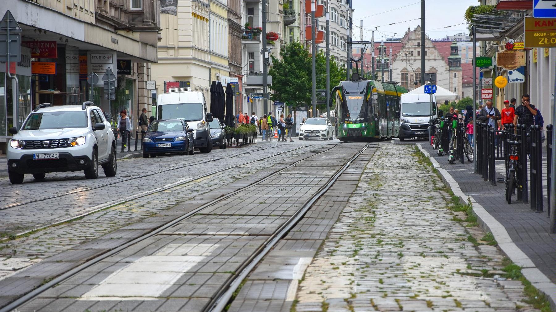 Galeria zdjęć pokazująca obecny stan ul. Św. Marcin i Al. Marcinkowskiego