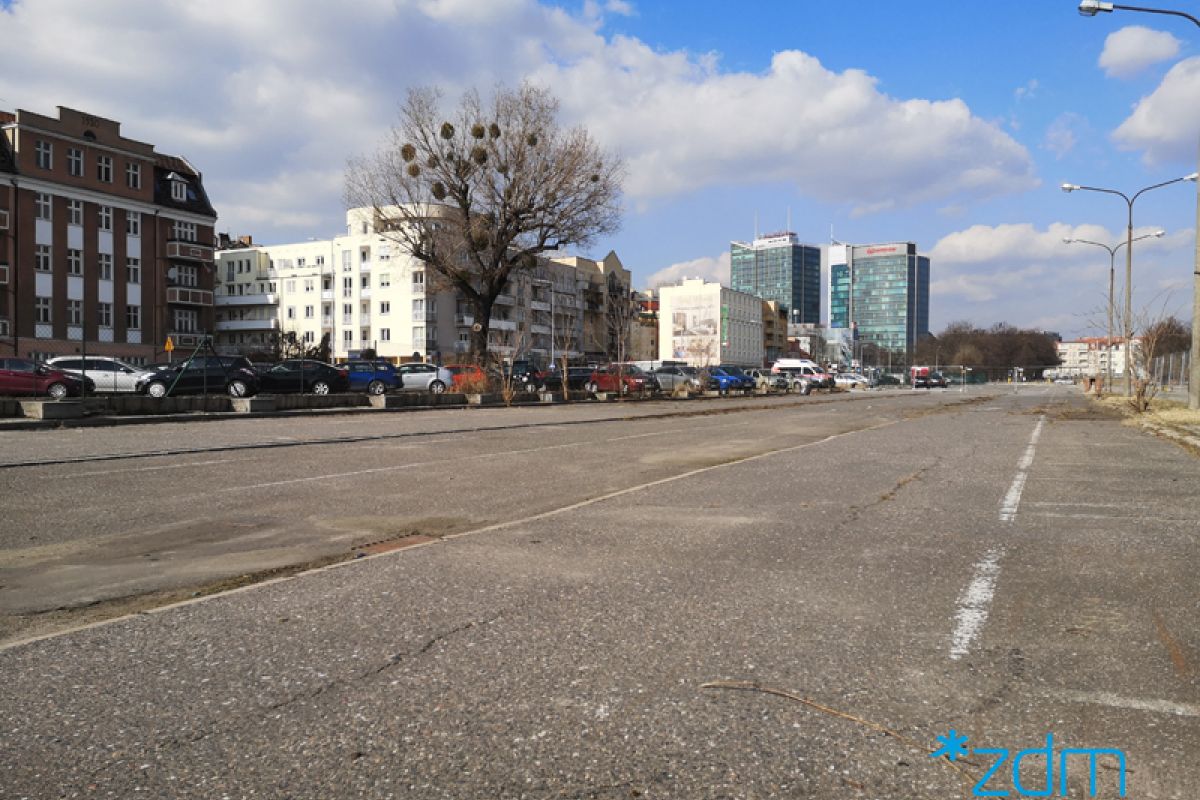 Parking przy ul. Dolna Wilda - grafika artykułu