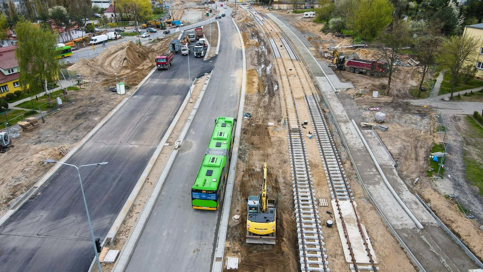 Galeria zdjęć z ul. Nowej Naramowickiej i próbnych przejazdów autobusów