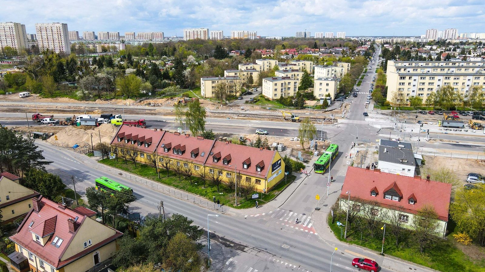 Galeria zdjęć z ul. Nowej Naramowickiej i próbnych przejazdów autobusów