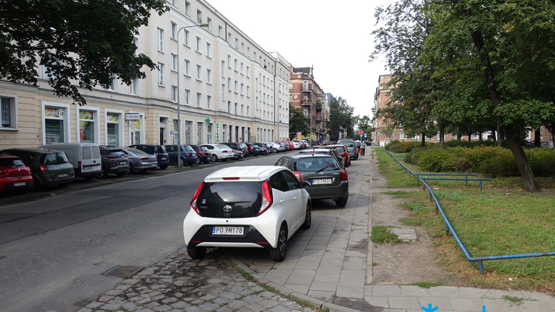 Galeria zdjęć z wprowadzonej zmiany na Wildzie w związku ze Strefą Płatnego Parkowania