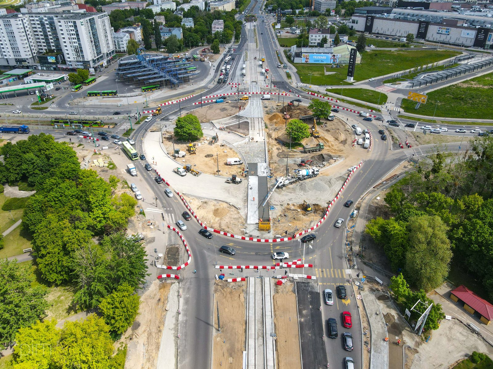 Budowa ronda Rataje. Zdjęcie z lotu ptaka. - grafika artykułu