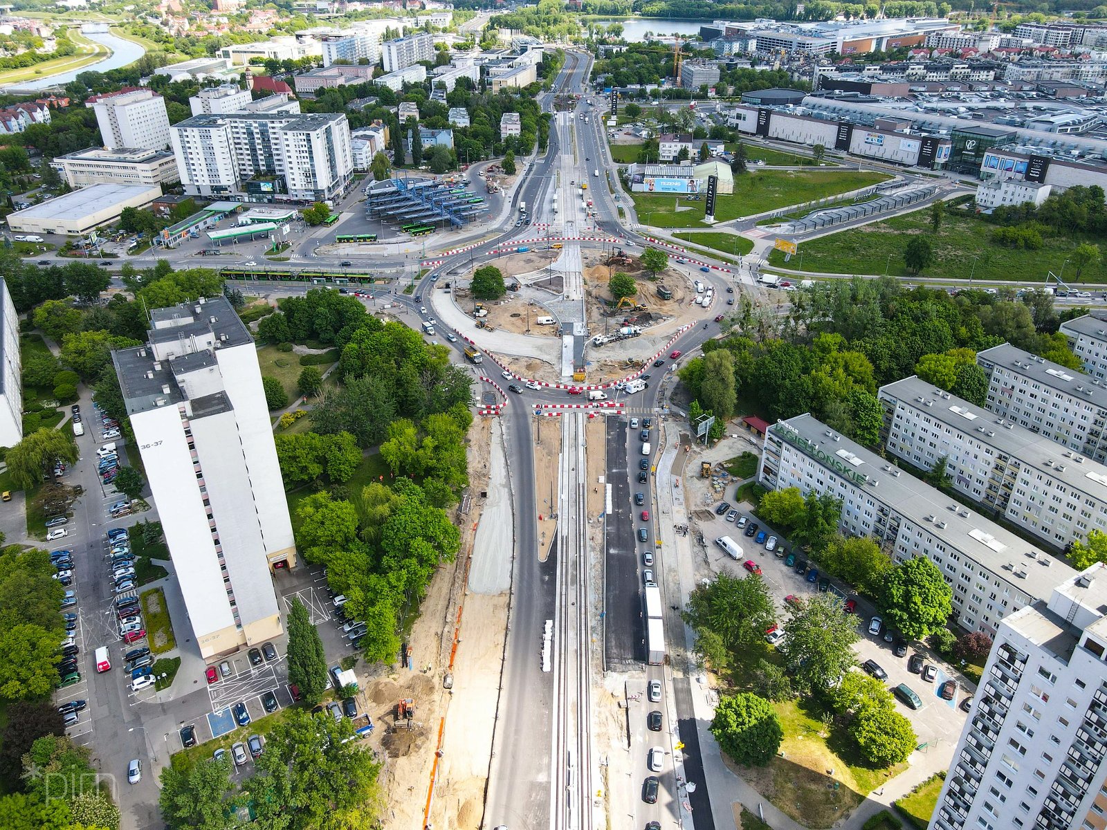 Zdjęcie przedstawia przebudowywane rondo Rataje - grafika artykułu