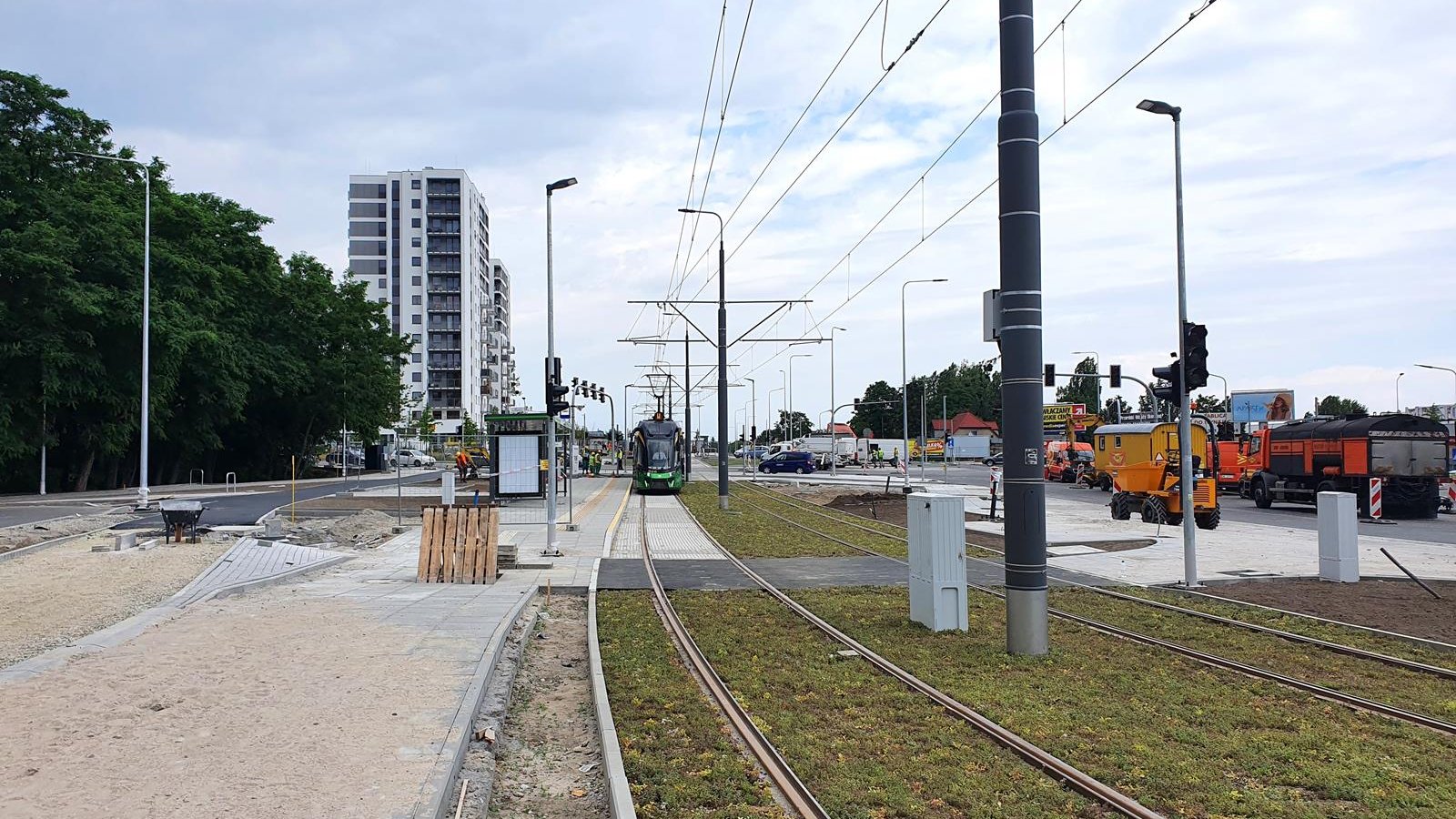 Tramwaje na trasie na Naramowice podczas testów