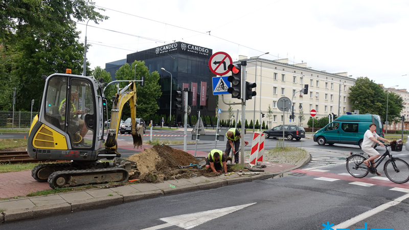 Galeria zdjęć z powstawania nowego przejścia dla pieszych