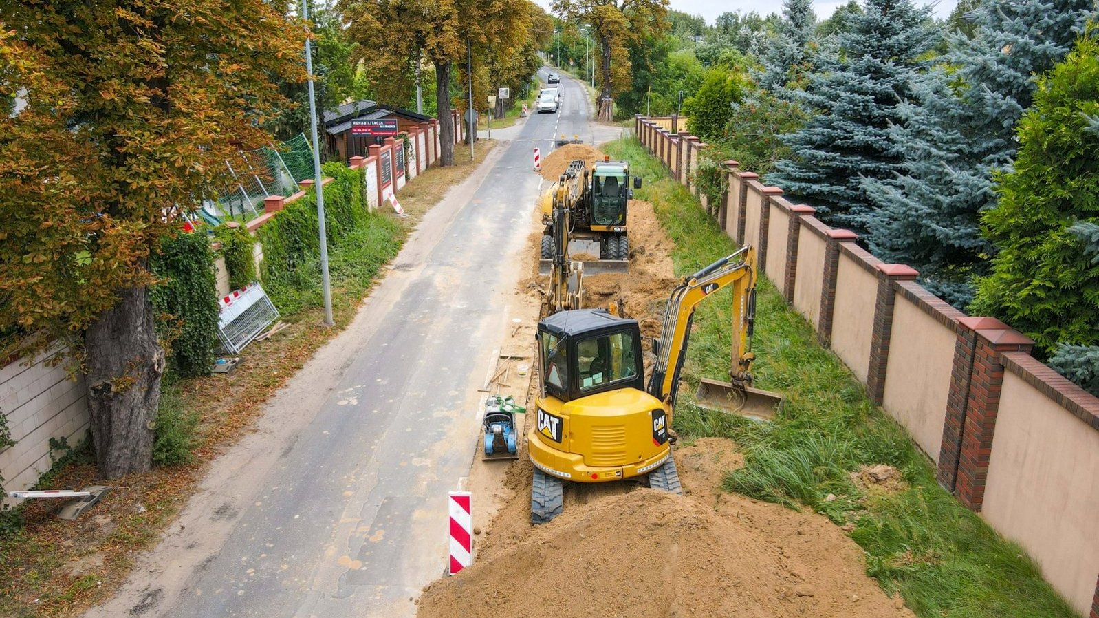 Galeria zdjęć przedstawia prace budowlane na ul. Mateckiego i Morasko.