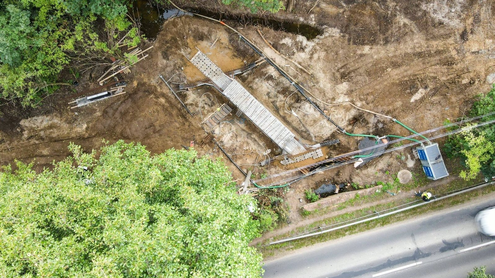 Galeria zdjęć z ul. Złotowskiej przed wybudowaniem chodnika i drogi rowerowej