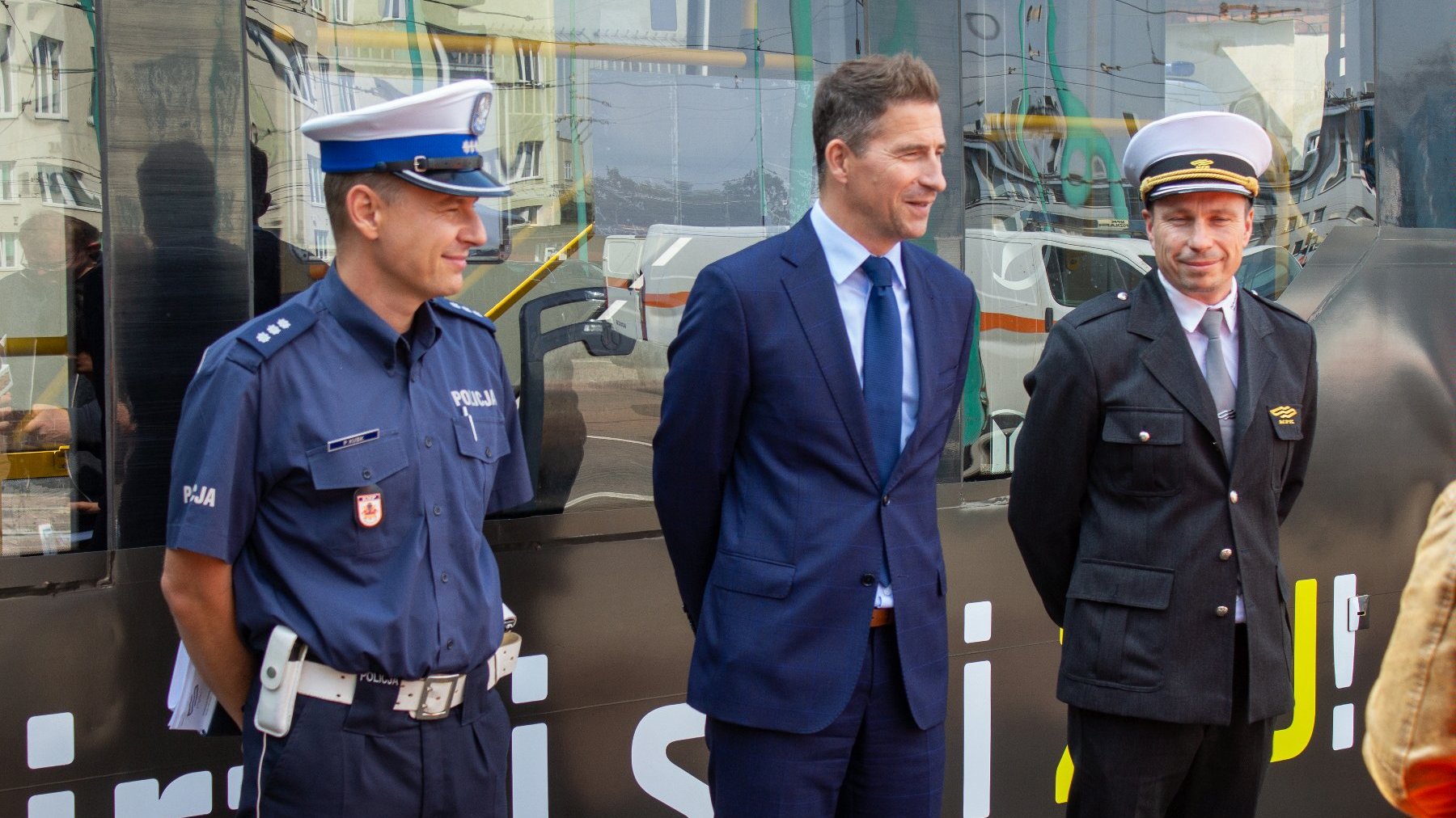 Zdjęcie z konferencji inaugurującej kampanię "Rozejrzyj się i żyj!"