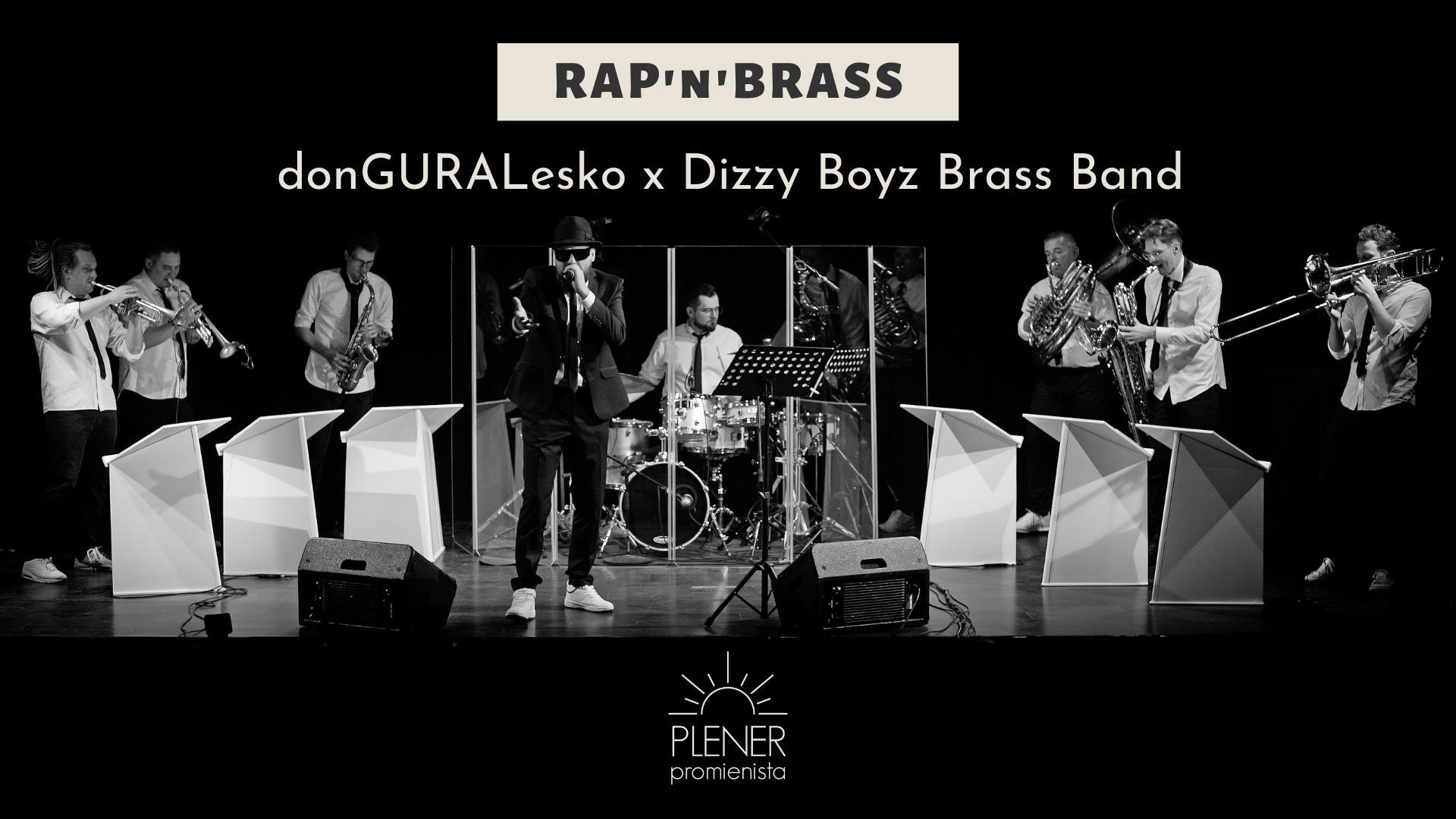 Plakat promujący koncert Łony i Webbera + The Pimps. Na czarno-biłaym zdjęciu członkowie zespołu. Nad nimi napis "Rap'n'Brass".