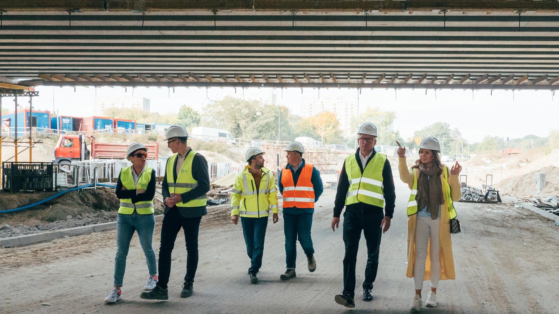 Galeria zdjęć z wizyty prezydenta Jaśkowiaka na terenie budowy węzła Lechicka/Naramowicka i uruchomienia tramwaju do ul. Lechickiej