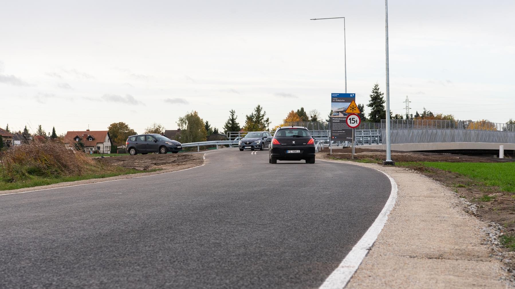 Galeria zdjęć z przebudowanego wiaduktu w ciągu ul. Gołężyckiej