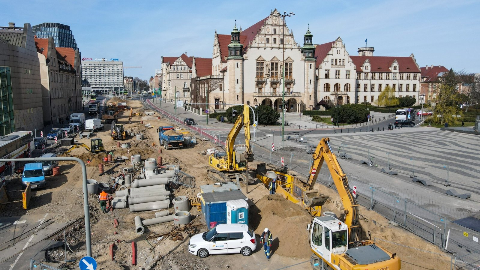 Galeria zdjęć pokazujących postęp prac na ul. Św. Marcin