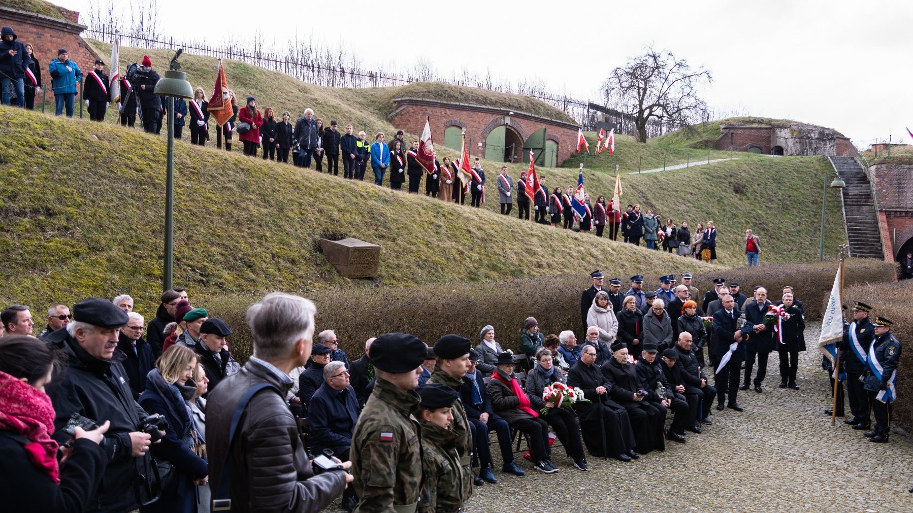 Galeria zdjęć przedstawia uroczystości w Forcie VII.