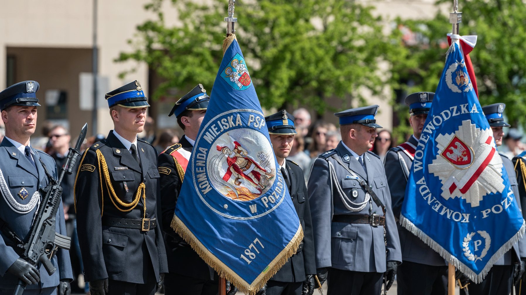 Galeria zdjęć przedstawia obchody święta Konstytucji 3 Maja.