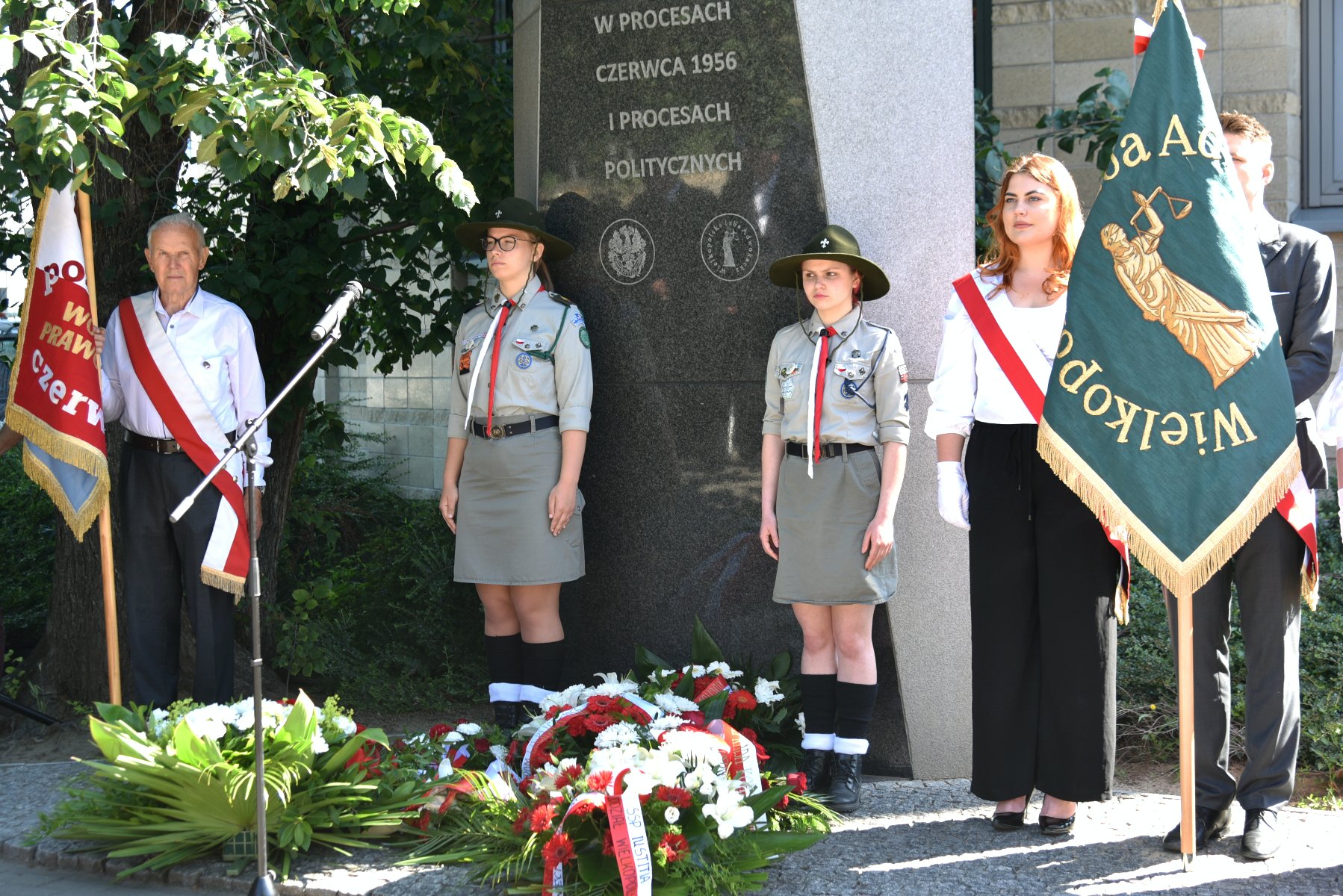 Galeria zdjęć z uroczystości związanych z obchodami Czerwca '56 - grafika artykułu