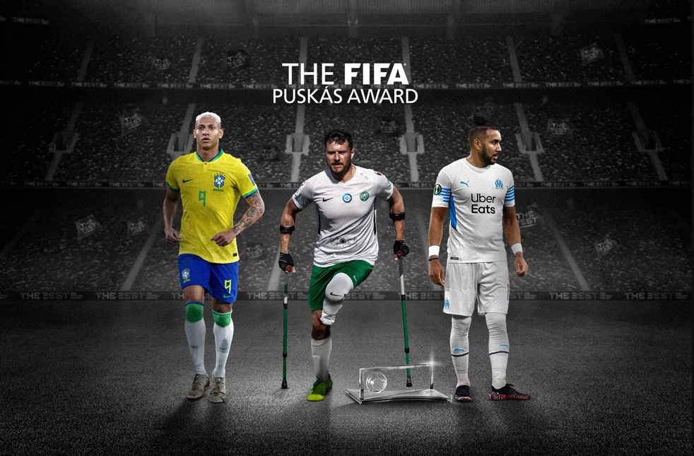 Plakat FIFA z najlepszą trójką do nagrody Puskasa. Od lewej: Richarlison, Marcin Oleksy i Dimitri Payet - grafika artykułu