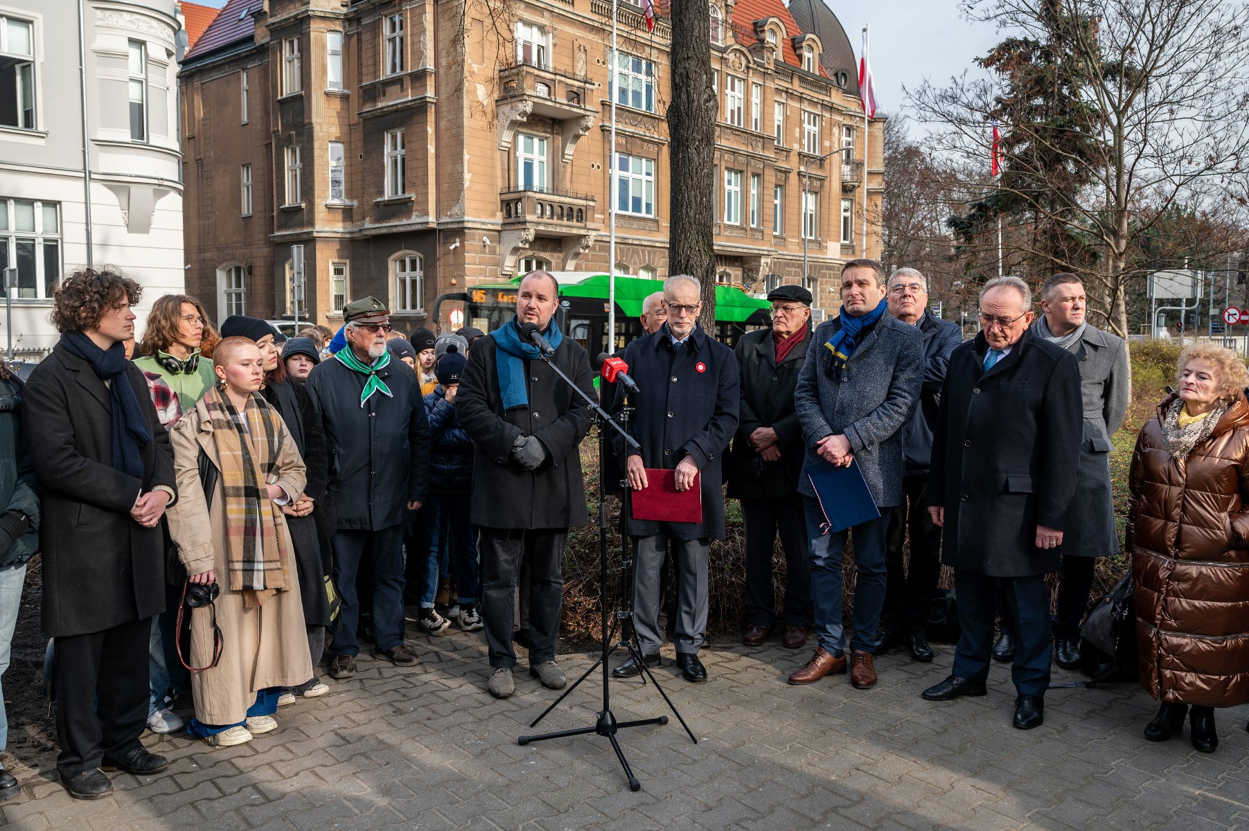 Galeria zdjęć przedstawia uroczystości z okazji 104. rocznicy podpisania rozejmu w Trewirze - grafika artykułu