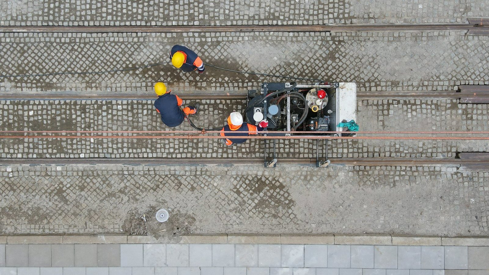 Galeria zdjęć z postępu prac na ulicach Fredry, Mielżyńskiego i placu Cyryla Ratajskiego